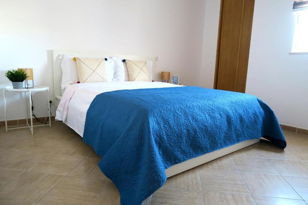 Albufeira Central Apartment, 10 Mins Walk To Beach Luaran gambar